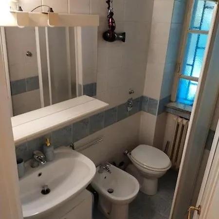 Apartamento Nye Milan-mico-fiera Life-de Montel Terme-san Siro-ippodromo-allianz Cloud-cozy Flat With Big Terrace Barbecue